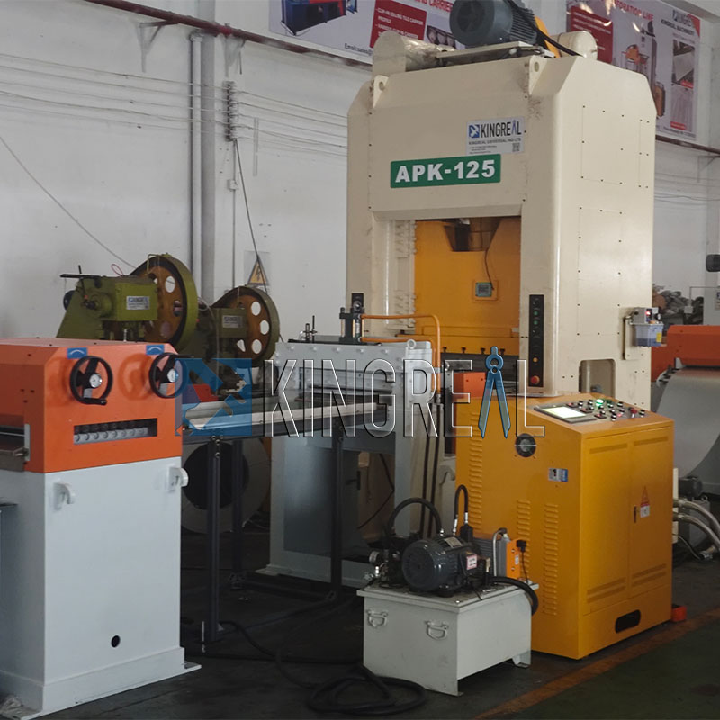 Wat is de geperforeerde machine met metalen plaat?